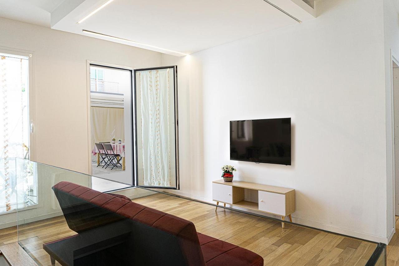 Araba Fenice Lecce Buitenkant foto
